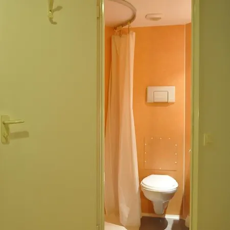 Hotel Lux