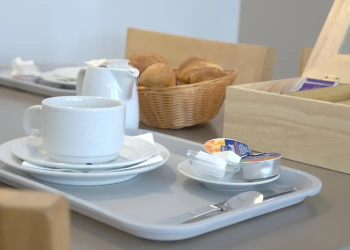 Hotell Lux *