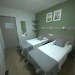 Hotel Lux *